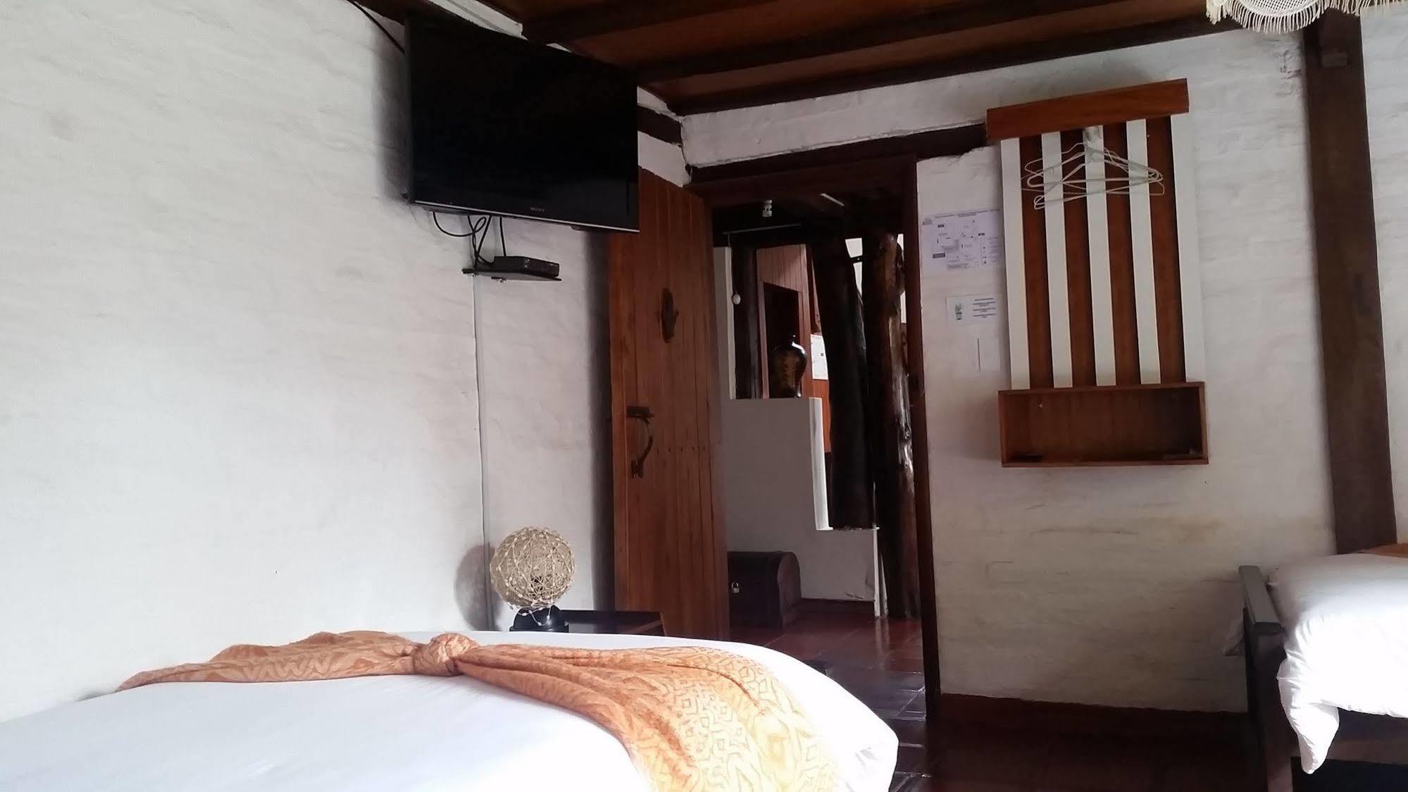 Posada Mirolindo Quito Bagian luar foto