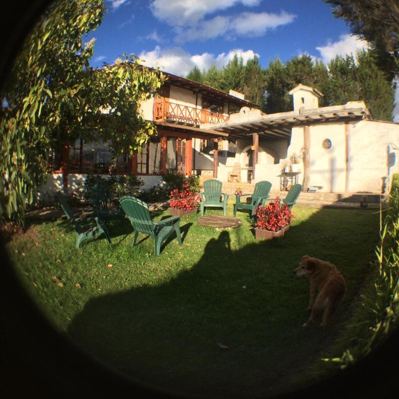 Posada Mirolindo Quito Bagian luar foto